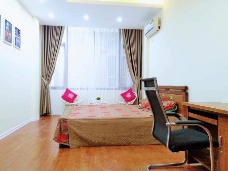 Bán nhà siêu VIP phố Lê Thanh Nghị kinh doanh ô tô vào nhà dt 50m giá bán 5.6 tỷ
