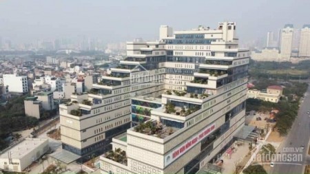 Bán nhà nguyên căn mặt phố Lạc Long Quân Quận Tây Hồ, nở hậu tuyệt đẹp, tiện kinh doanh