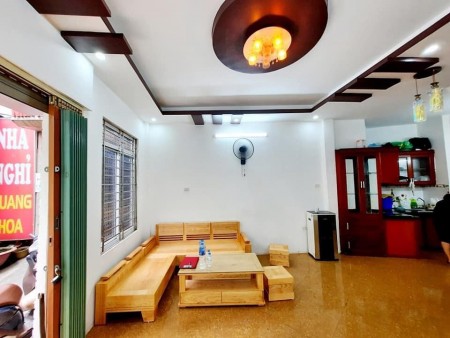 Bán nhà mặt phố Phan Đình Phùng Hà Đông 32m x 3 tầng ô tô đỗ cửa giá chỉ nhỉnh 3 tỷ