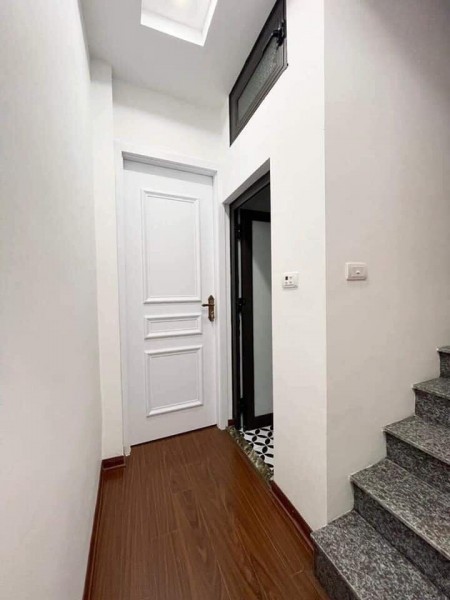 Bán nhà nguyên căn Đình Thôn, mặt ngõ gần chợ, gần trường học diện tích 42m2, giá 3,2 tỉ