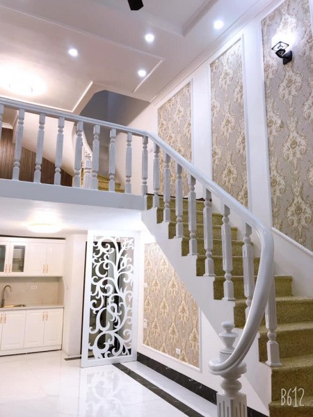 Bán nhà Trần Phú siêu hiếm, siêu tiện ích, oto đỗ cửa, giá chỉ 2.5 tỷ, liên hệ 0977285929