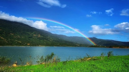 Đất ven Đà Lạt, đất ở đô thị thổ cư, view hồ lớn, sổ có sẵn, giá thuận tiện đầu tư, lhcc