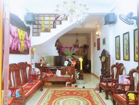 Bán nhà nguyên căn Trần Khát Chân đẹp lộng lẫy an sinh đỉnh, dt 40m2, đúc 5 tầng kiên cố