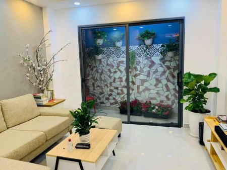Bán nhà mặt tiền đường P. Phước Tân TP. Nha Trang, 100m2 giá chỉ 8.5 tỉ