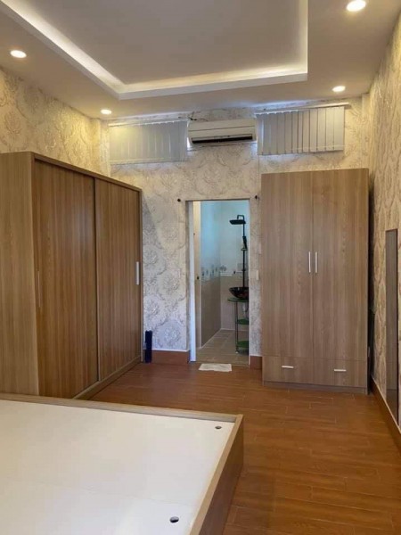 Bán biệt thự mini Phan Văn Trị dt 68m2 ngang khủng 7m, 2 tầng 4 ngủ giá nhỉnh 5 tỷ, lhcc
