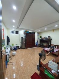 Bán nhà nguyên căn đẹp phố Trần Quang Diệu, Quận Đống Đa, giá nhỉnh 3 tỷ, sổ đỏ bao đẹp