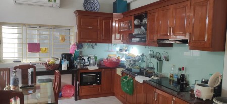 Nhà Nguyễn Sơn diện tích 98m2 5 tầng mặt tiền 5m o tô Tránh Dừng Đỗ ngày đêm, giá 11 tỷ