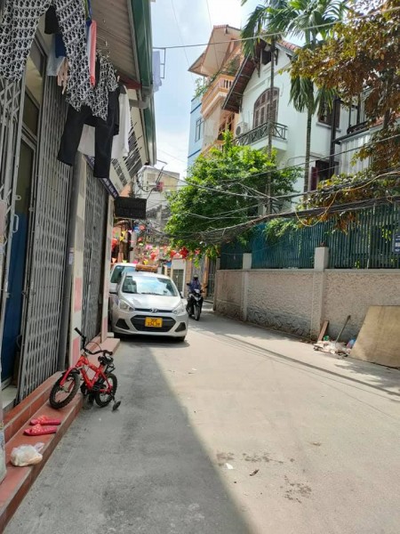 Nhà Mộ Lao nguyên căn 2 mặt ngõ thông ô tô tránh vào nhà, giá bán nhanh 3.6 tỷ, lhcc