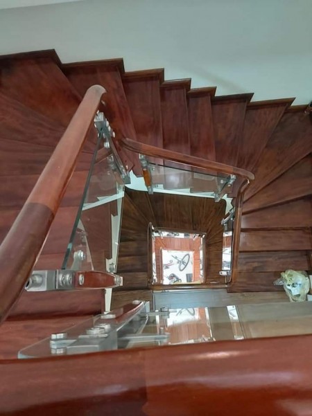 Đi đến slide 4