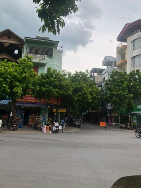 Bán Nhà MP Lê Lợi, Hà Đông, QUÁ RẺ, Lô Góc, KD Sầm uất, 4 Tầng, Giá 7.5 tỷ.