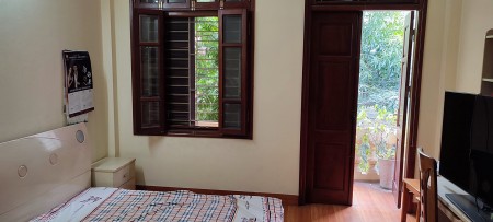 Chính chủ bán nhà liền kề La Khê Quận Hà Đông diện tích 50m2 thang máy, sổ đỏ chính chủ