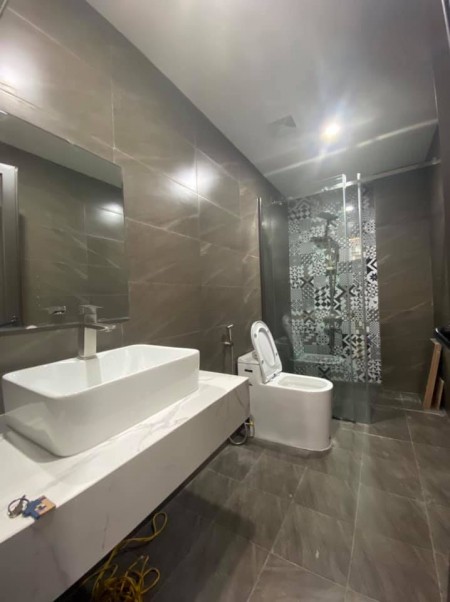 Nhà 2 mặt tiền ngõ thông diện tích sử dụng 50m2 4 tầng giá 4.15 tỷ hẻm an ninh Phan Đình Giót