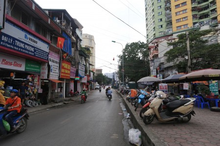 Nhà nguyên căn đẹp 5 tầng thang máy xịn mặt phố sang trọng, giá bán nhỉnh 19 tỷ, lh 0983483468