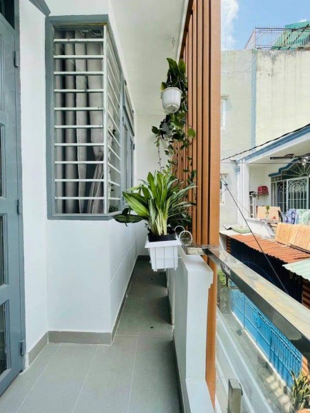 Bán nhà Gò Vấp, hẻm xe hơi 2 Tầng, diện tích sử dụng 46m2, giá chỉ hơn 4 tỷ, lh 0932655774