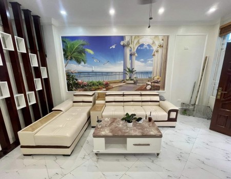 Bán nhà Võ Chí Công, Cầu Giấy, lô góc, kinh doanh nhỏ, ô tô qua cửa, 41m2, 5 tầng, 5.85 tỷ