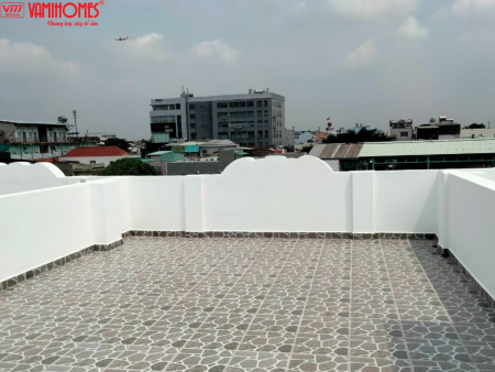 Bán nhà nguyên căn mới nằm ngay chợ Bình Triệu, cách Quốc Lộ 13, dt 80m2, 1 trệt, 2 lầu, sân thượng
