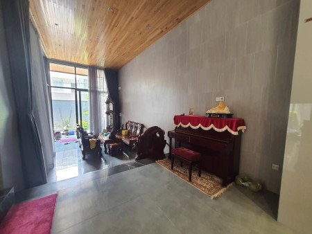 (Gò Vấp)biệt thự nở hậu, tuyệt đẹp, Phạm Văn Đồng, gần sân bay, dt 191m2, 4 tầng, giá 29 tỷ