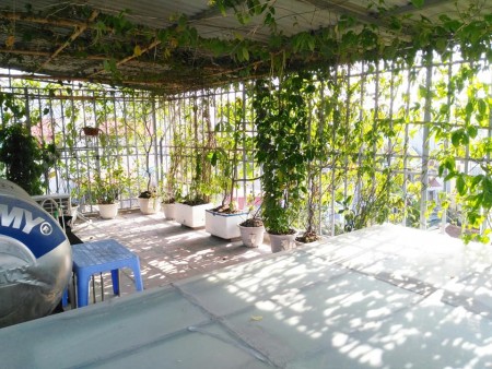 Bán nhà nguyên căn đường Phan Đình Giót Quận Hà Đông, dt 40m2, đúc 5 tầng, giá 2.89 tỷ