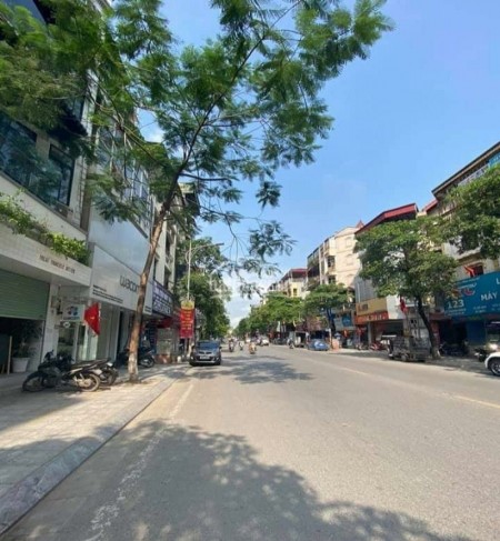 Bán toà nhà mặt phố Lê Thanh Nghị, Hai Bà Trưng, mặt tiền đẹp kinh doanh bất chấp