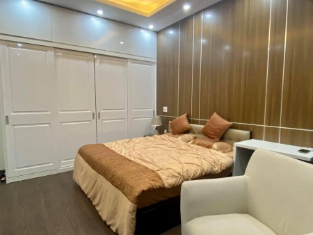 Chính chủ cần bán nhà Xuân Thuỷ, khu dân trí cao, an ninh tốt diện tích 40m2, giá bán 3 tỉ
