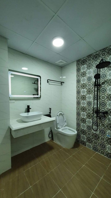 Bán nhà Hoàng Ngân diện tích sử dụng 38m2 giá 4 tỷ nhà mới khu dân cư an sinh tốt