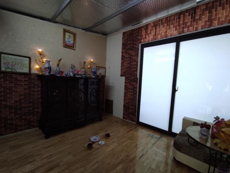  Bán nhà 4 Tầng, 45m2 Tập thể may 10, ngõ 767 Nguyễn Văn Linh, ô tô, giá 1.85 tỷ 
