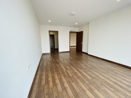 Tặng 120 triệu nội thất, căn góc 3PN 135m2 giá 3,8 tỷ. Đóng 1.36 tỷ (35%) nhận nhà + 18 tháng 0 lãi