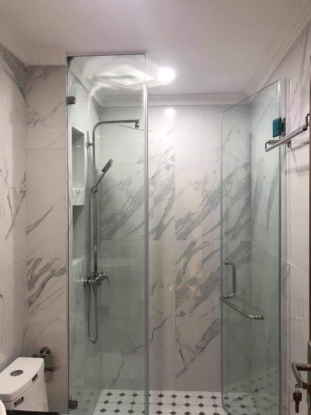 Bán nhà phố Cổ Linh, Long Biên, đường thông, ô tô vào nhà, dt 37m2 6 tầng, giá 4,8 tỷ