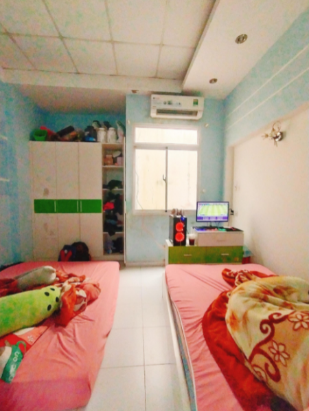Bán nhà nguyên căn đẹp 3 tầng, diện tích 46m2 Đường Bình Long, Quận Tân Phú Giá Đầu Tư