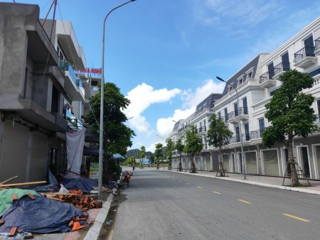 Đi đến slide 2