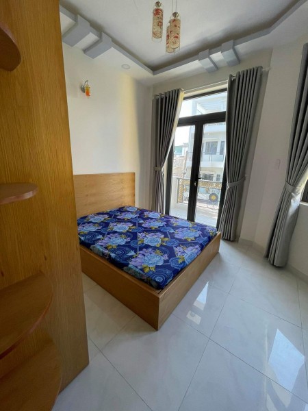Cần thanh lý nhà mới mặt tiền đường Ngô Đức Kế quận Bình Thạnh 43m2 giá 4tỷ450