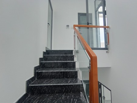 Bán nhà đường Đinh Đức Thiện, chợ Bình Chánh vào 10 phút đi xe máy, giá bán nhanh 1.2 tỷ