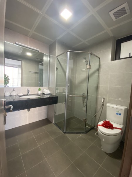 Bán căn hộ 3 phòng view Lotte, Hồ Tây, hướng ĐN mát, hỗ trợ trả góp trong 3 năm 0% lãi suất