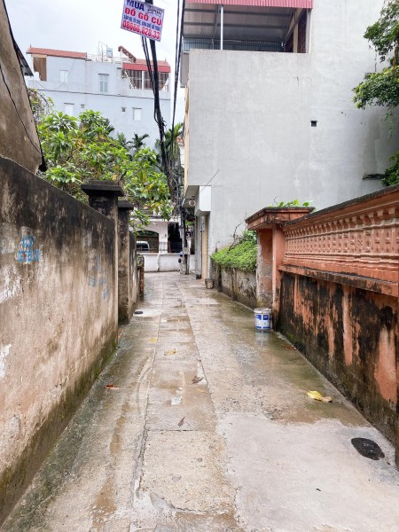 Ô tô đỗ cửa - DT 44m2, 4 tầng MT 3,2. Giá chào cực kì thiện chí 4 tỷ