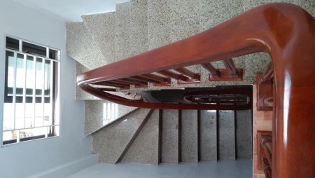 Chỉ hơn 600 triệu có ngay nhà Vạn Phú, Thanh Trí, Hà Nội, nhà mới đẹp kính koong ô tô đỗ cửa