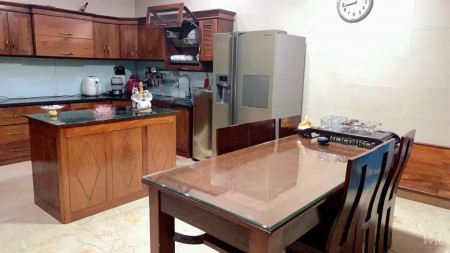 Bán nhà 3 tầng phường Trường Thi, thành phố Vinh, tỉnh Nghệ An, 1100% ngõ Đinh Hương