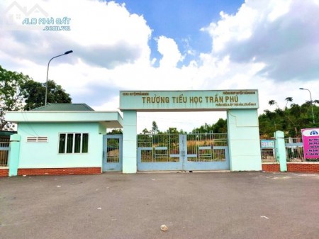 Chính Chủ cần Bán lô 100m2.sổ sẵn, Gía 900 Triệu. Hố Nai 3. Trảng Bom. Đồng Nai