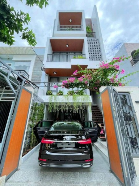 Bán nhà Dịch Vọng Hậu, Cầu Giấy. Gara oto, Ở KD tốt, dt 50m. Giá 6.3 Tỷ