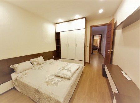 Chỉ 8 tỷ có nhà dt 51m 7 tầng thang máy kinh doanh gara ô tô tránh đường Trần Đăng Ninh