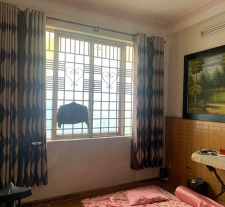 Bán nhà 5 tầng bê tông cốt thép mặt tiền Nguyễn Văn Công, phường 3, Gò Vấp, dt 37m2 giá 5,3 tỷ TL