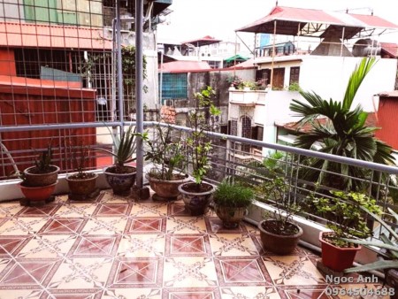 Đi đến slide 4