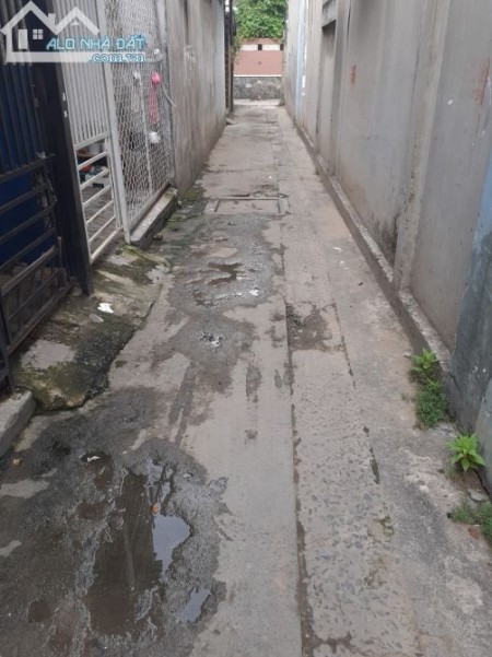 Bán nhà diện tích sử dụng 80m2, nhà cũ 1 lầu, giá 6,5 tỷ đường Cộng Hòa, P.13, Tân Bình