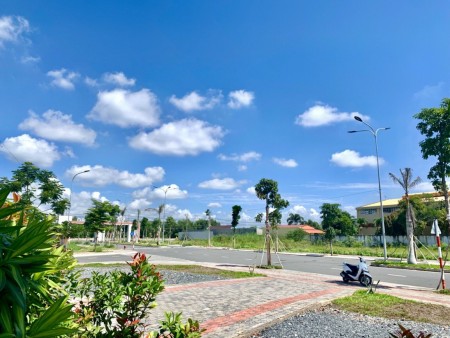 Cần bán đất nền giá đầu tư có cho ngân hàng hỗ trợ 70%, liên hệ xem đất 0917031815