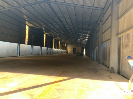Cho thuê kho xưởng 2000m2 đường Nguyễn Ảnh Thủ, Tân Chánh Hiệp, Quận 12