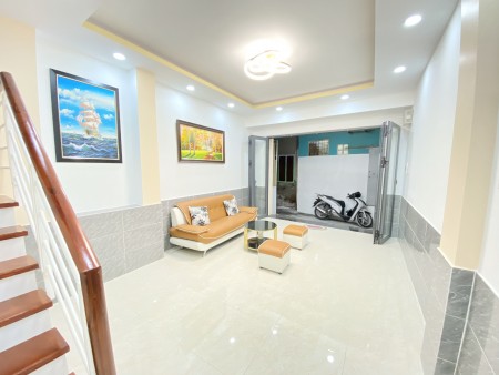 Nhà nguyên căn 1 trệt, 1 lầu đúc hiện đại tuyệt đẹp, hẻm Trần Văn Khánh, Quận 7, giá 4.1 tỷ