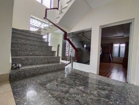 Bán nhà 4 tầng chợ Đôn, Lê Chân diện tích sử dụng 71m2 đường to ô tô đỗ cửa