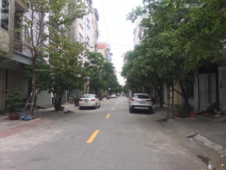Bán nhà mặt phố siêu hiếm tại Trần Đăng Ninh khu đô thị Văn Phú, tiện ích ngập tràn