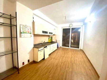 Lô góc 2 mặt ngõ 3 gác rộng tầm tiền hiếm có nhà ở Cầu Giấy, 50m ra mặt phô, sổ chính chủ