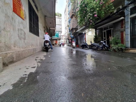 Bán đất Giải Phóng, gần ngã tư Vọng, diện tích sử dụng 50m2, giá bán 3.8 tỷ, lhcc