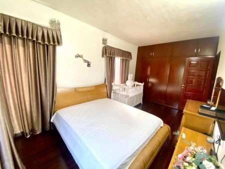 Chính chủ bán nhà ngõ 322 Mỹ Đình, lô góc, ô tô 10m, 5 tầng, dt 43m2, giá 2.x tỷ, lh 0978996965